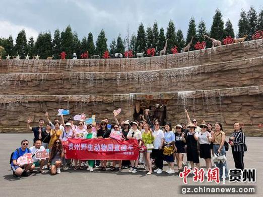 標(biāo)簽剝離機(jī)操作簡單清潔工作更省時(shí)省力
